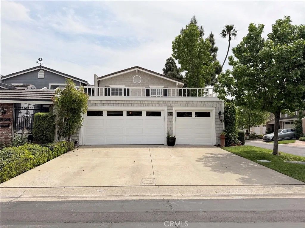 Photo of 21956 Yellowstone Ln, Lake Forest, CA 92630 (MLS # WS26078849)