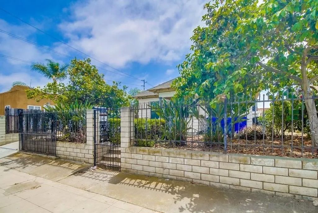Photo of 2567-69 L Street, San Diego, CA 92102 (MLS # 260001464)