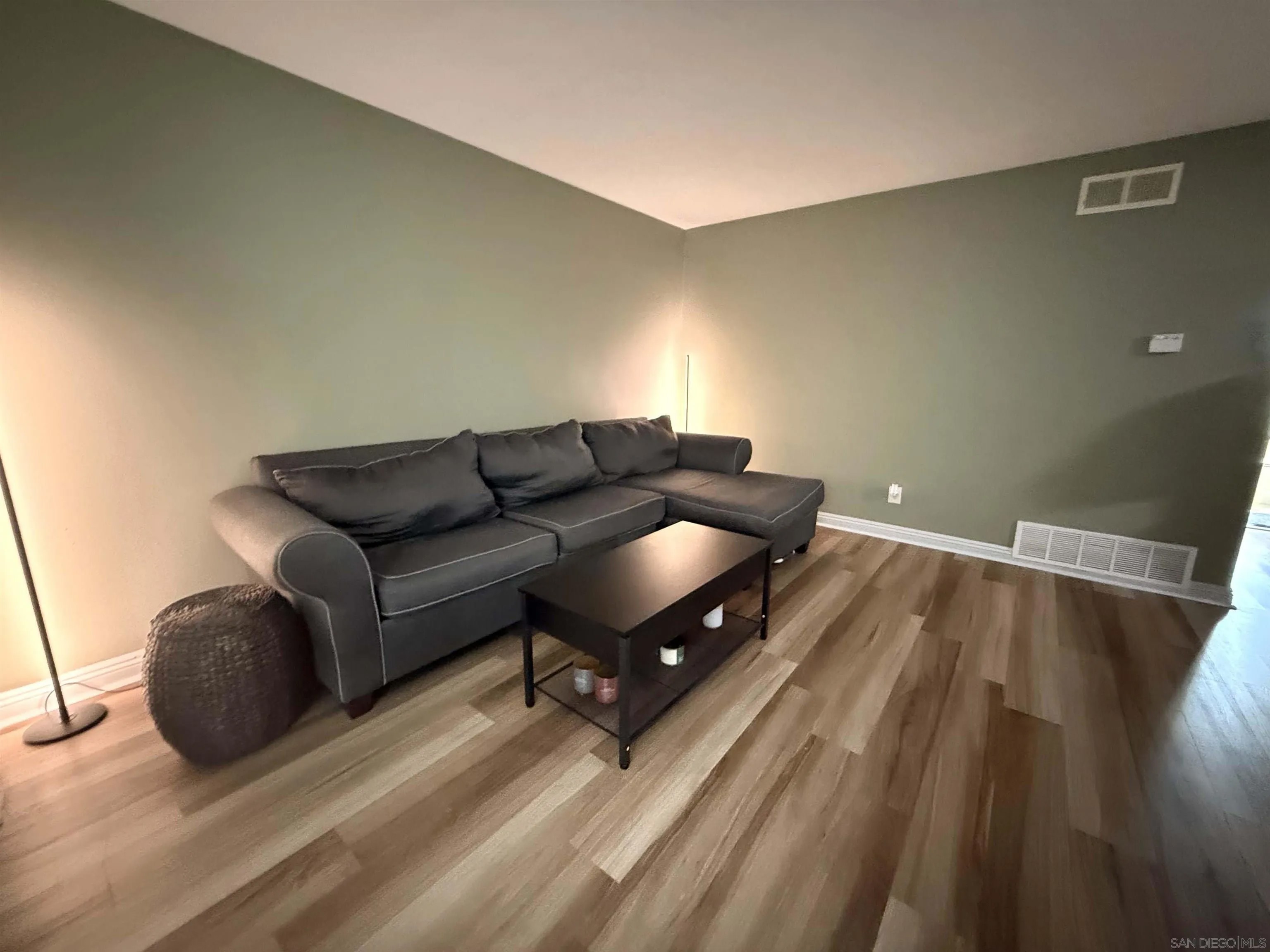 5511 Adelaide Ave 21