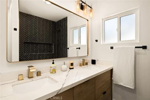 Tiny photo for 2920 Bancroft Street, San Diego, CA 92104 (MLS # IV25215778)