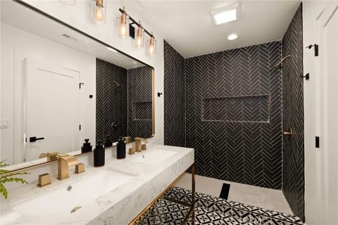 Tiny photo for 2920 Bancroft Street, San Diego, CA 92104 (MLS # IV25215778)