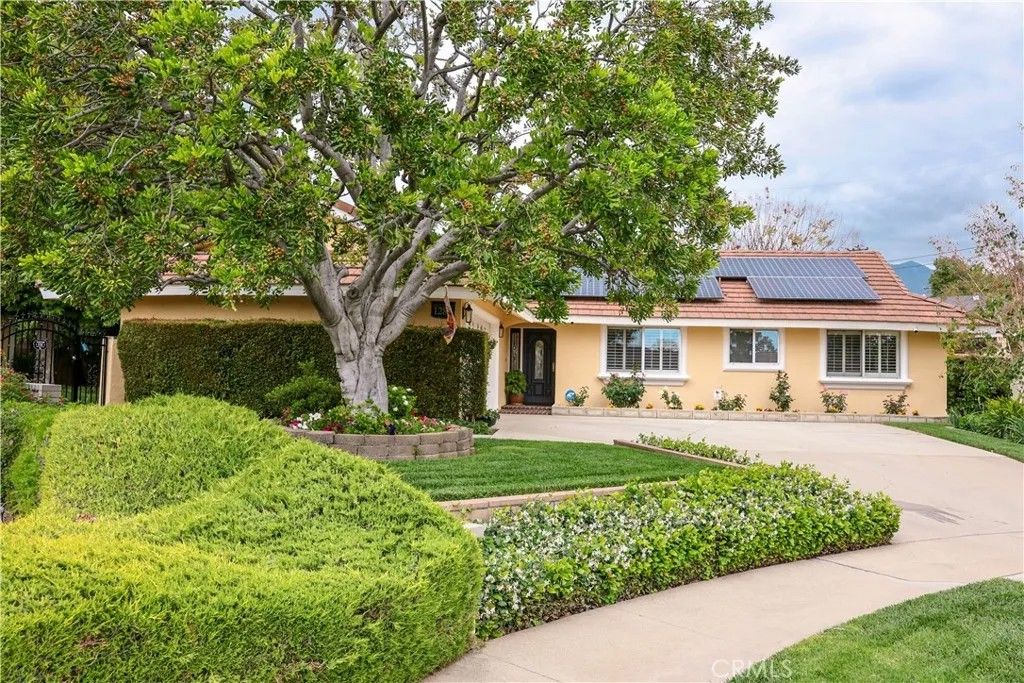 Photo of 1287 Rodeo Court, Upland, CA 91786 (MLS # CV26092909)