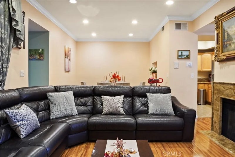 14239 Sherman Way 3