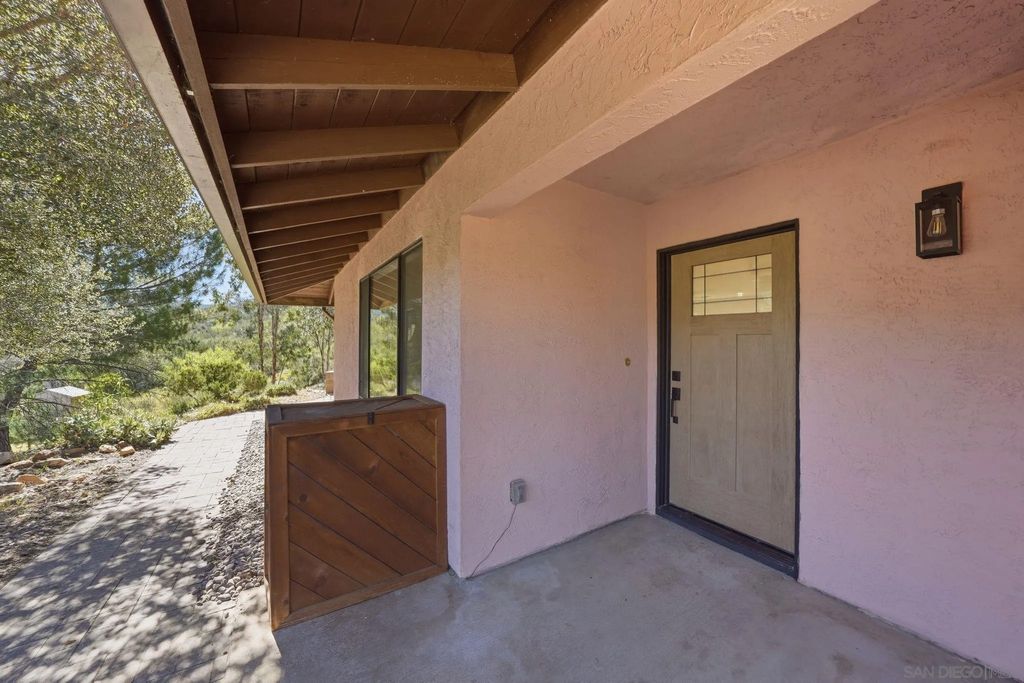 Photo of 1140 Sloan Canyon Road, Jamul, CA 91935 (MLS # 260006607)