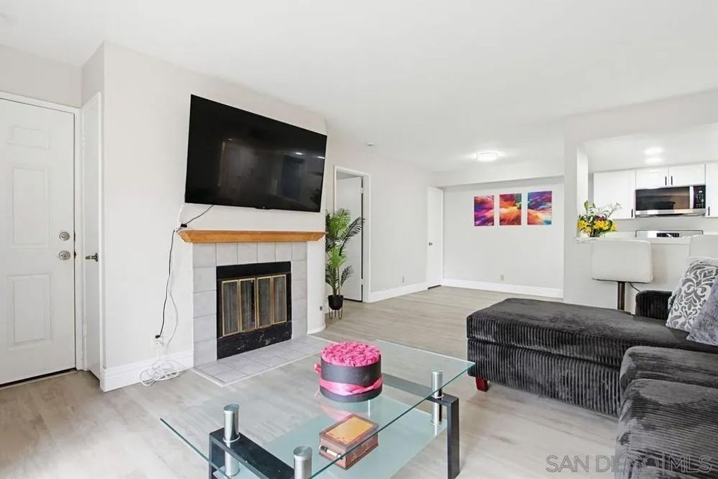 Photo of 9418 Twin Trails Dr #102, San Diego, CA 92129 (MLS # 260007711)
