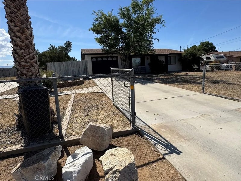 11968 Bornite Ave