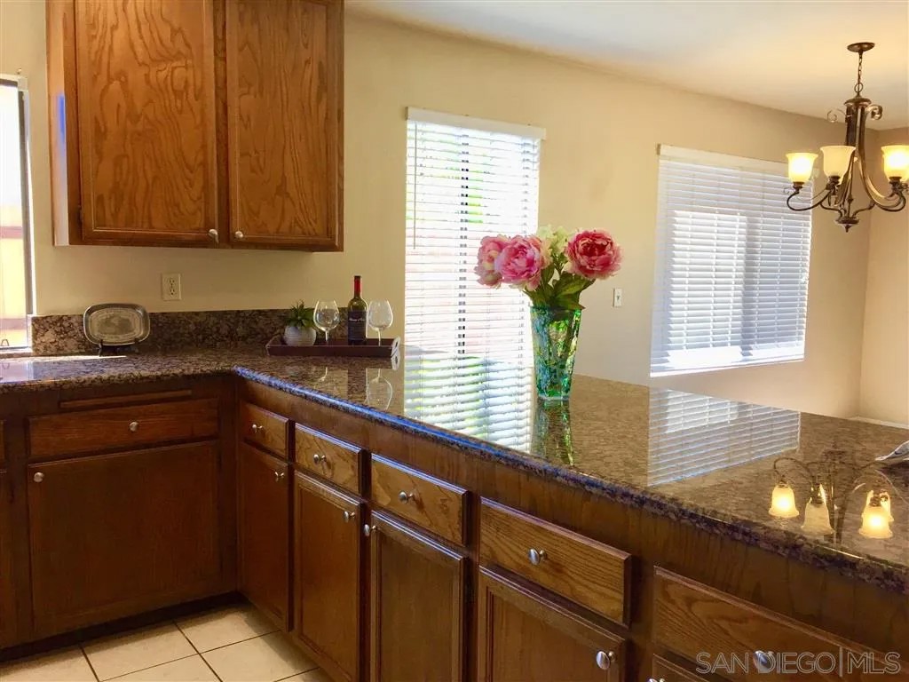 10187 Avenida MAGNIFICA