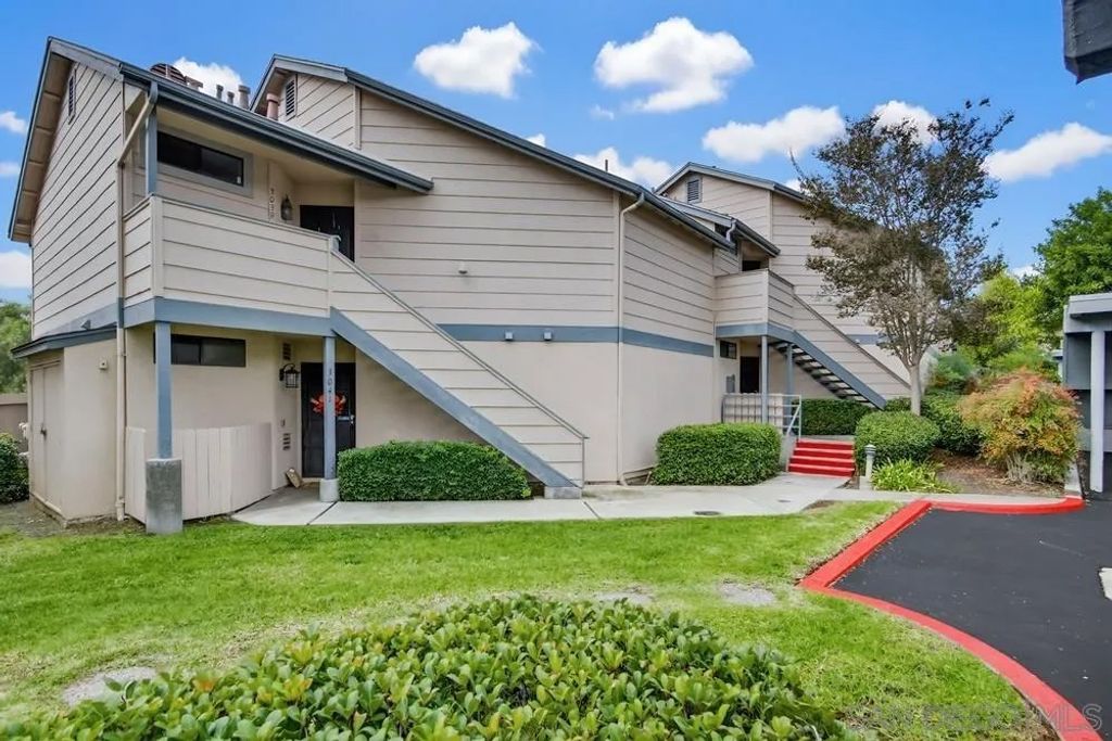 Photo of 3051 Brookpine Ct, Spring Valley, CA 91978 (MLS # 250046164)