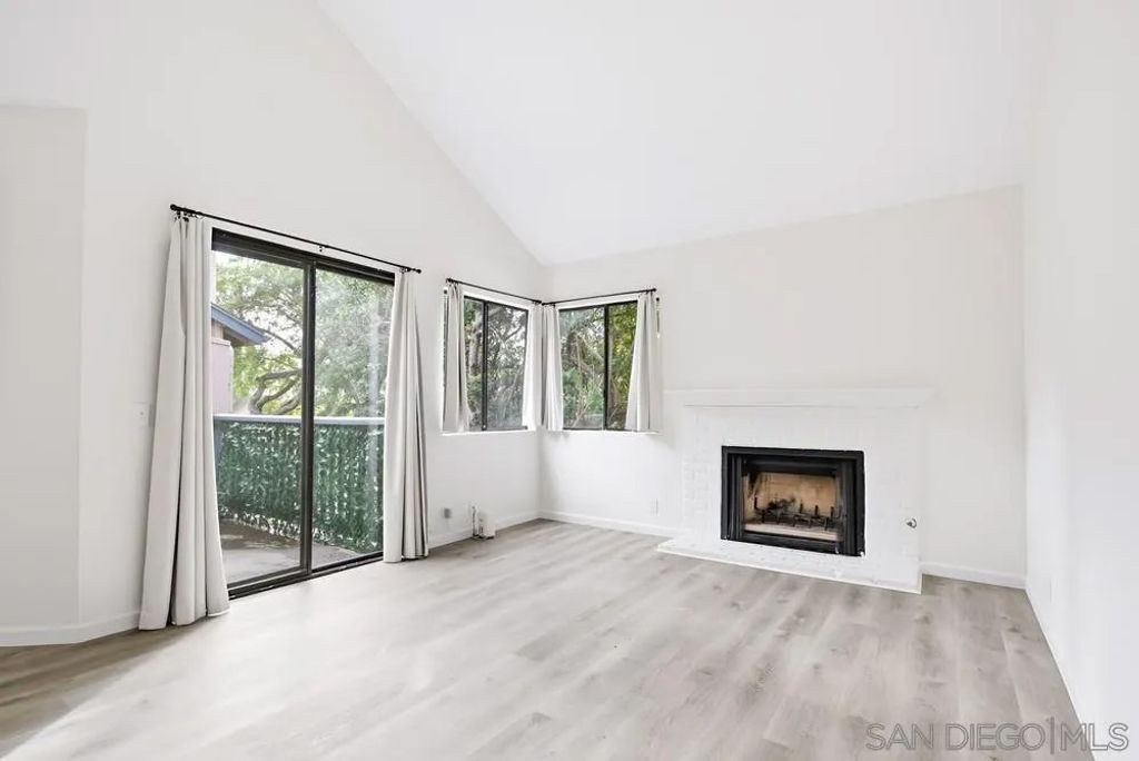 Photo of 3051 Brookpine Ct, Spring Valley, CA 91978 (MLS # 250046164)