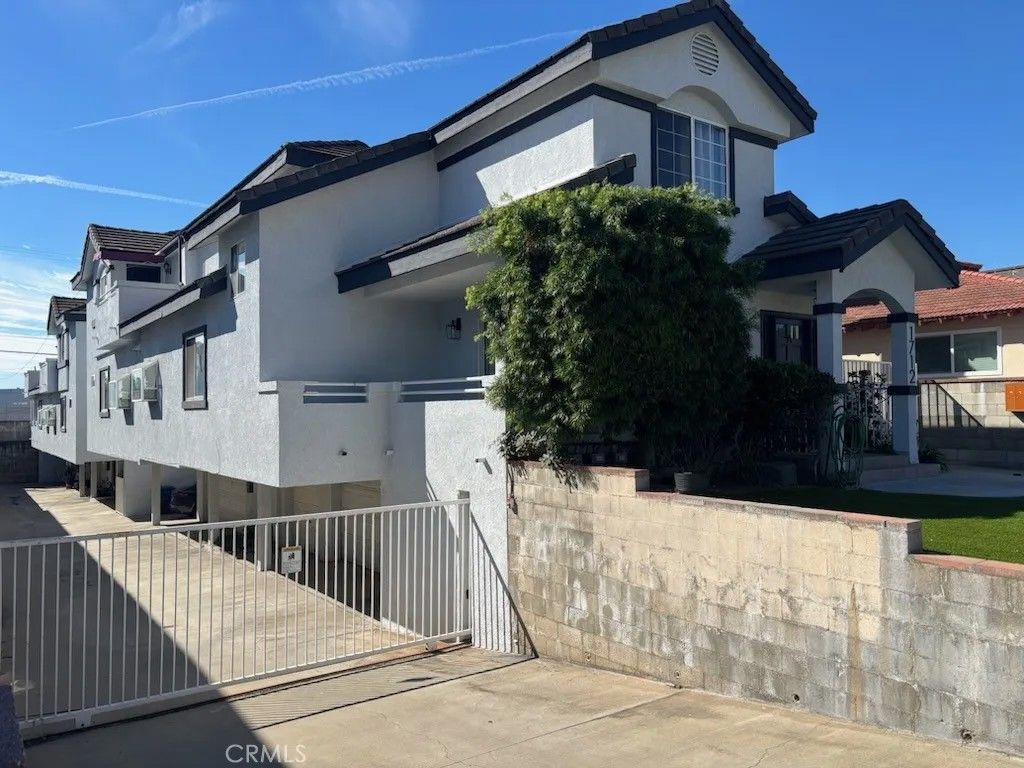 Photo of 1712 Vine Street #D, Alhambra, CA 91801 (MLS # AR26057156)