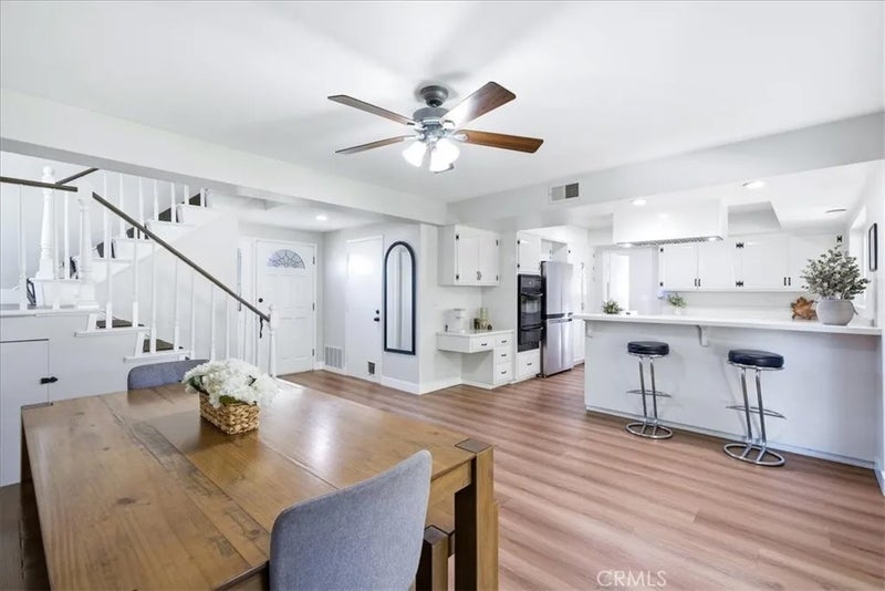 836 S Greengrove