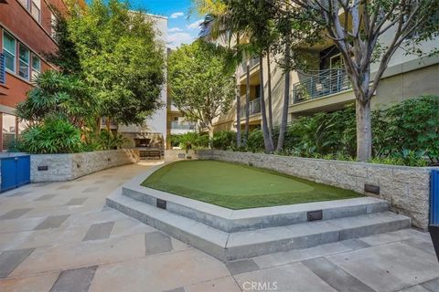 Tiny photo for 300 E 4th Street #103, Long Beach, CA 90802 (MLS # PW26015137)