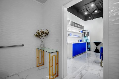 Tiny photo for 300 E 4th Street #103, Long Beach, CA 90802 (MLS # PW26015137)