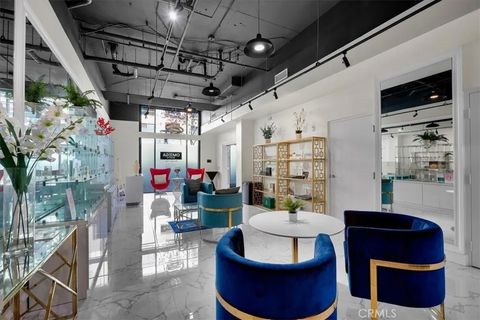 Tiny photo for 300 E 4th Street #103, Long Beach, CA 90802 (MLS # PW26015137)