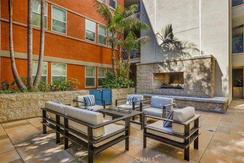 Tiny photo for 300 E 4th Street #103, Long Beach, CA 90802 (MLS # PW26015137)