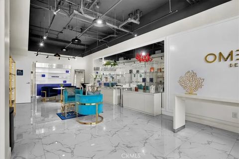 Tiny photo for 300 E 4th Street #103, Long Beach, CA 90802 (MLS # PW26015137)