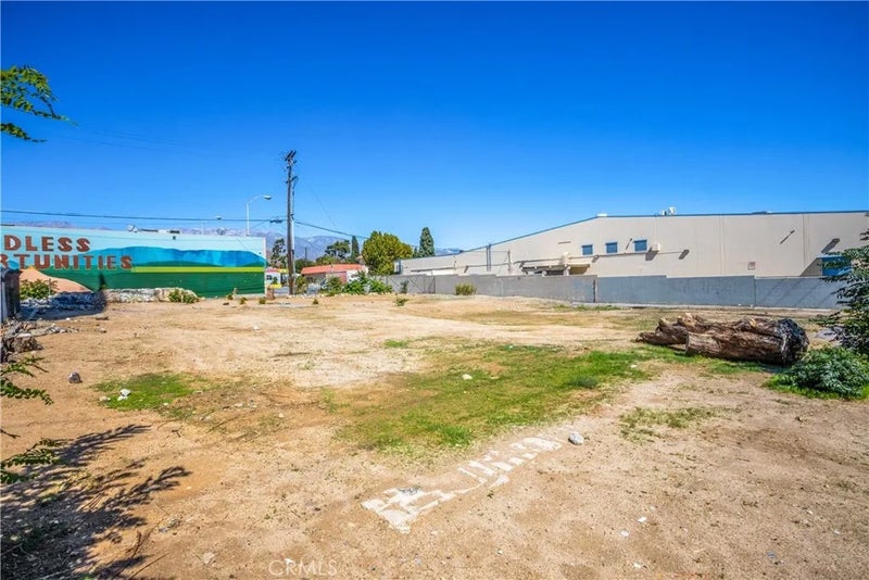 579 W Livingston