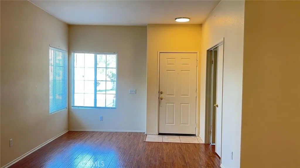 Photo of 27531 Sierra Madre, Murrieta, CA 92563 (MLS # IV26127084)