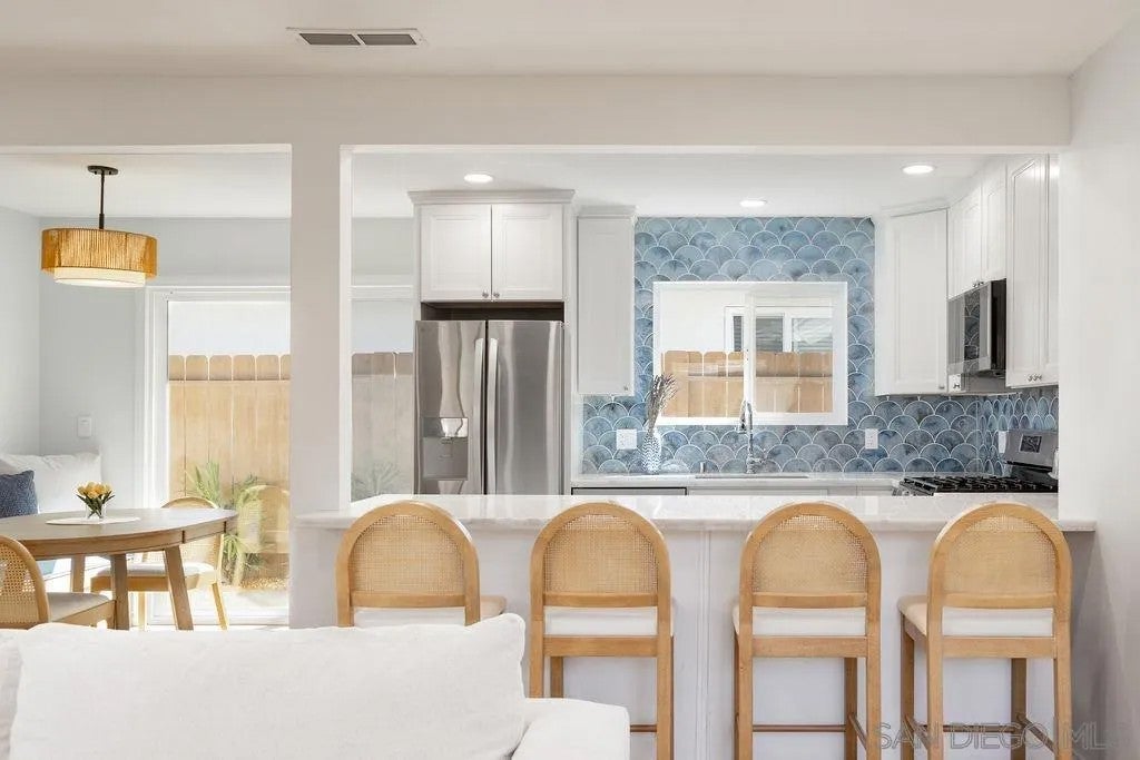 Photo of 1609 Grandview Street, Oceanside, CA 92054 (MLS # 260016837)