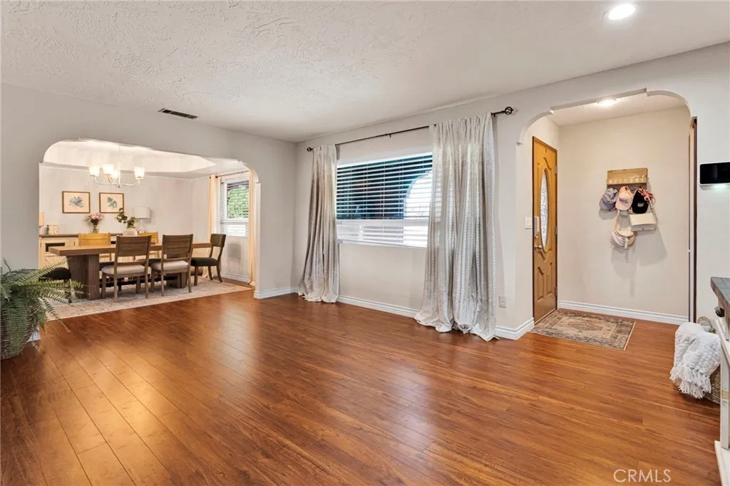 19075 Bay Meadows