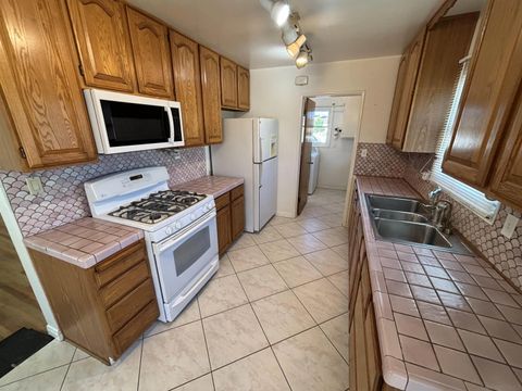 Tiny photo for 6369 Clara Lee Ave, San Diego, CA 92120 (MLS # 250044809)