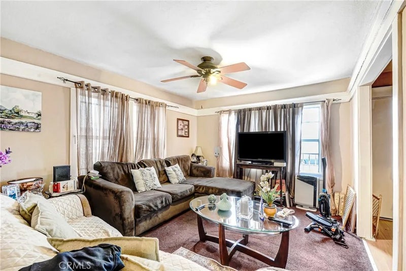 2914 W 59th