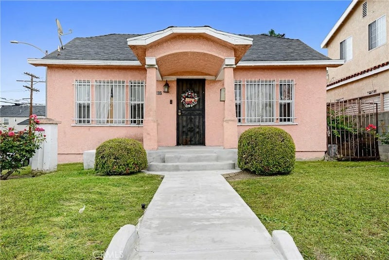 2914 W 59th