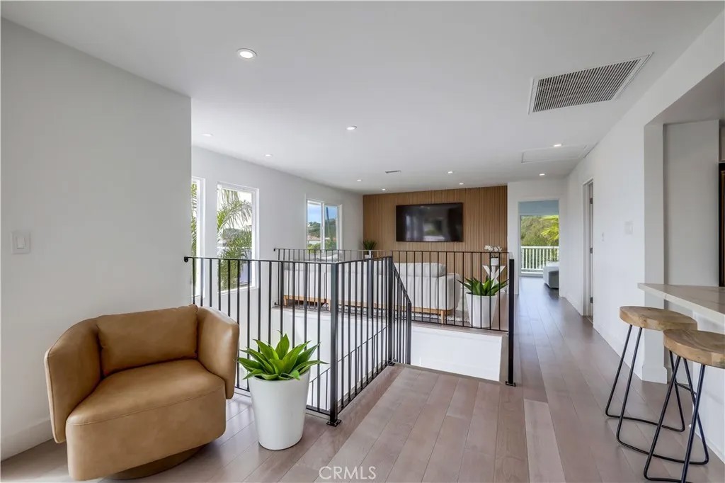 605 E Avenida San Juan