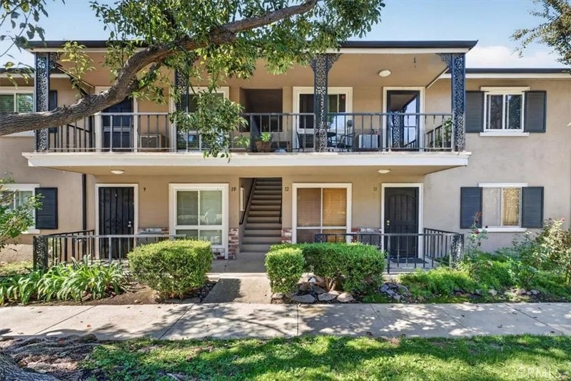 660 S Glassell 12