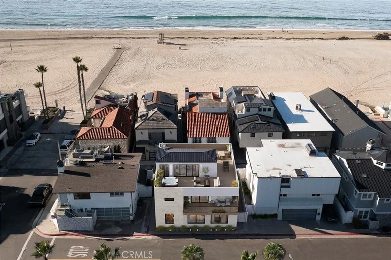 6805 Seashore Drive