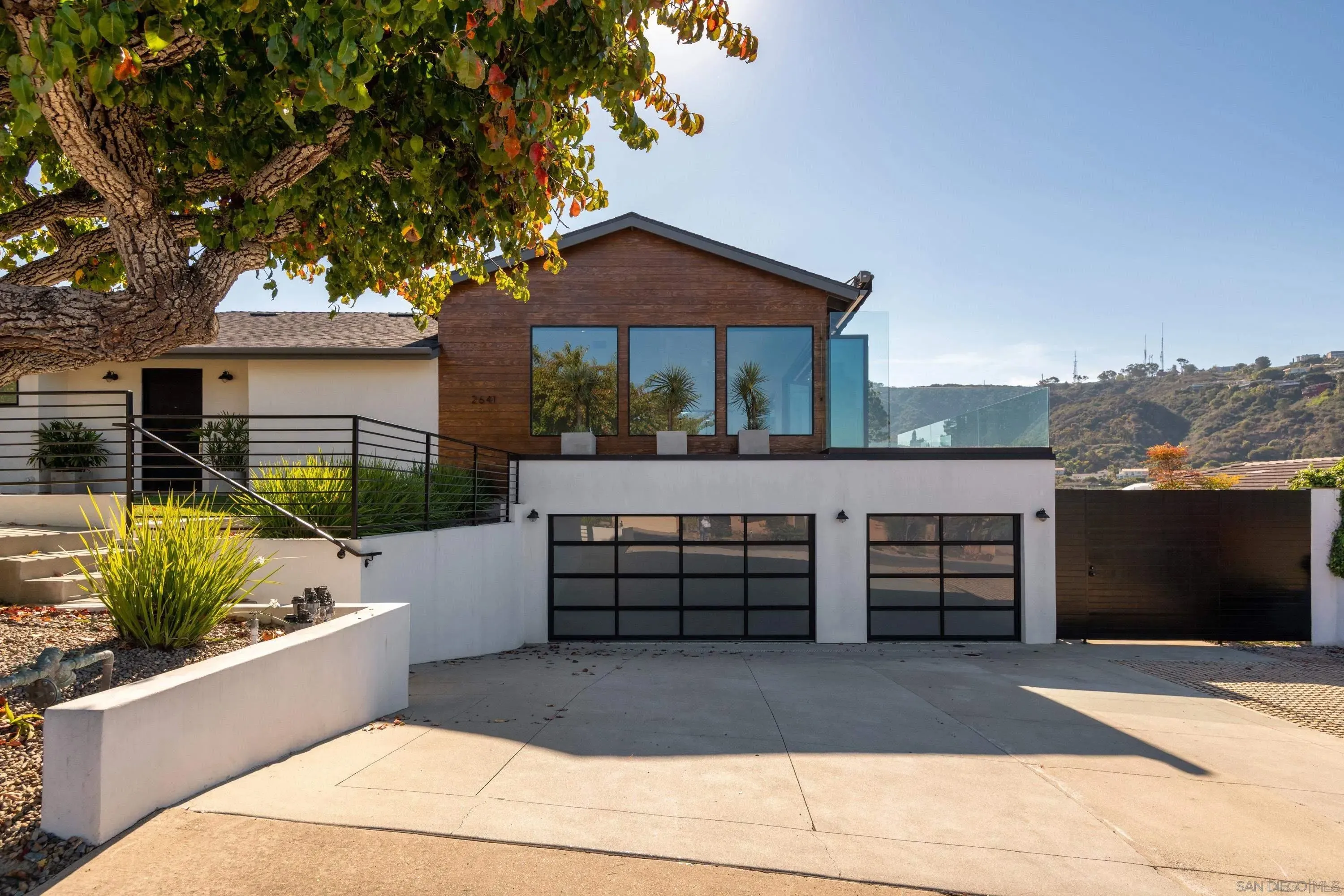 La Jolla, California 92037, United States, 5 Bedrooms Bedrooms, ,6 BathroomsBathrooms,Residential,Active,159638