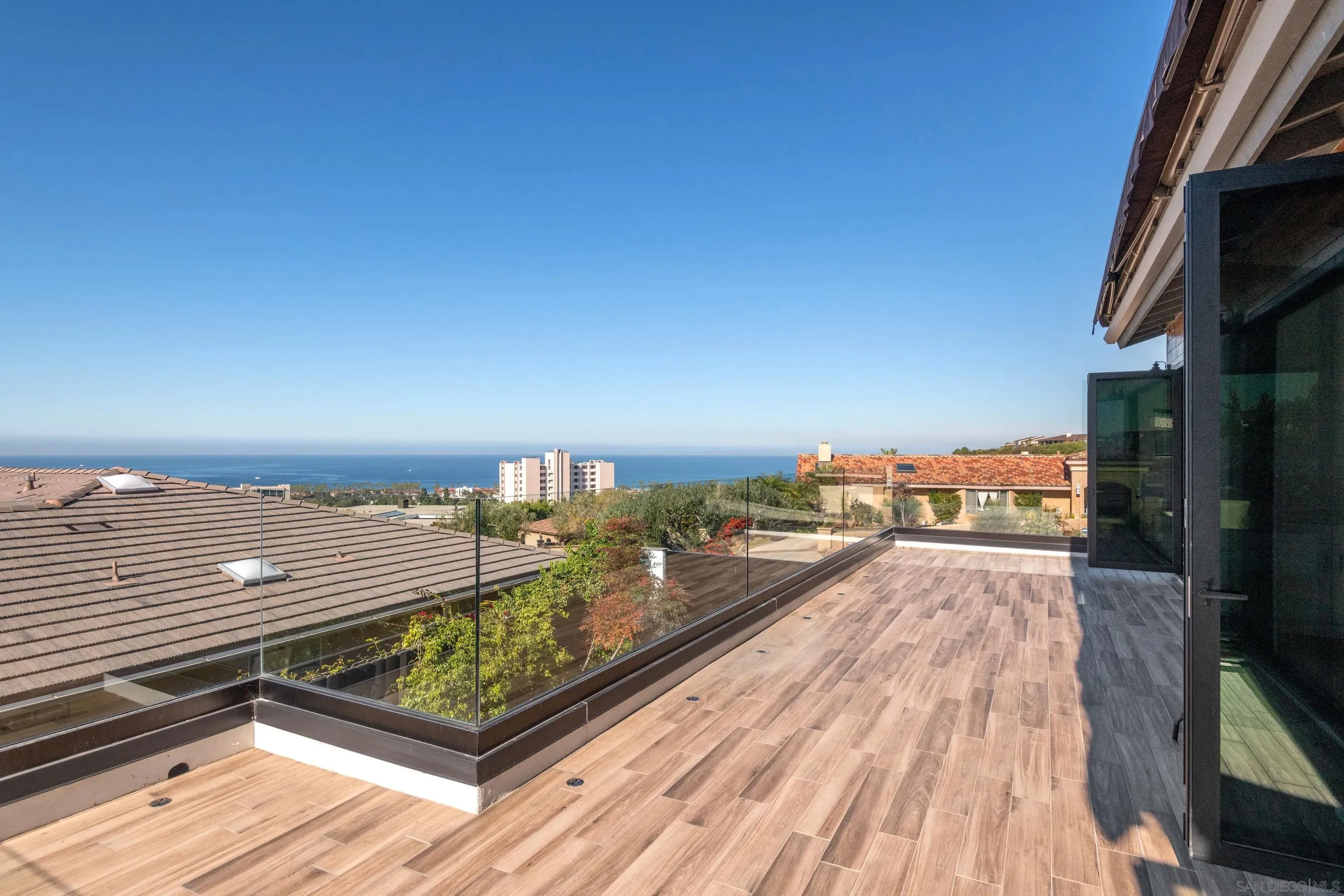 La Jolla, California 92037, United States, 5 Bedrooms Bedrooms, ,6 BathroomsBathrooms,Residential,Active,159638