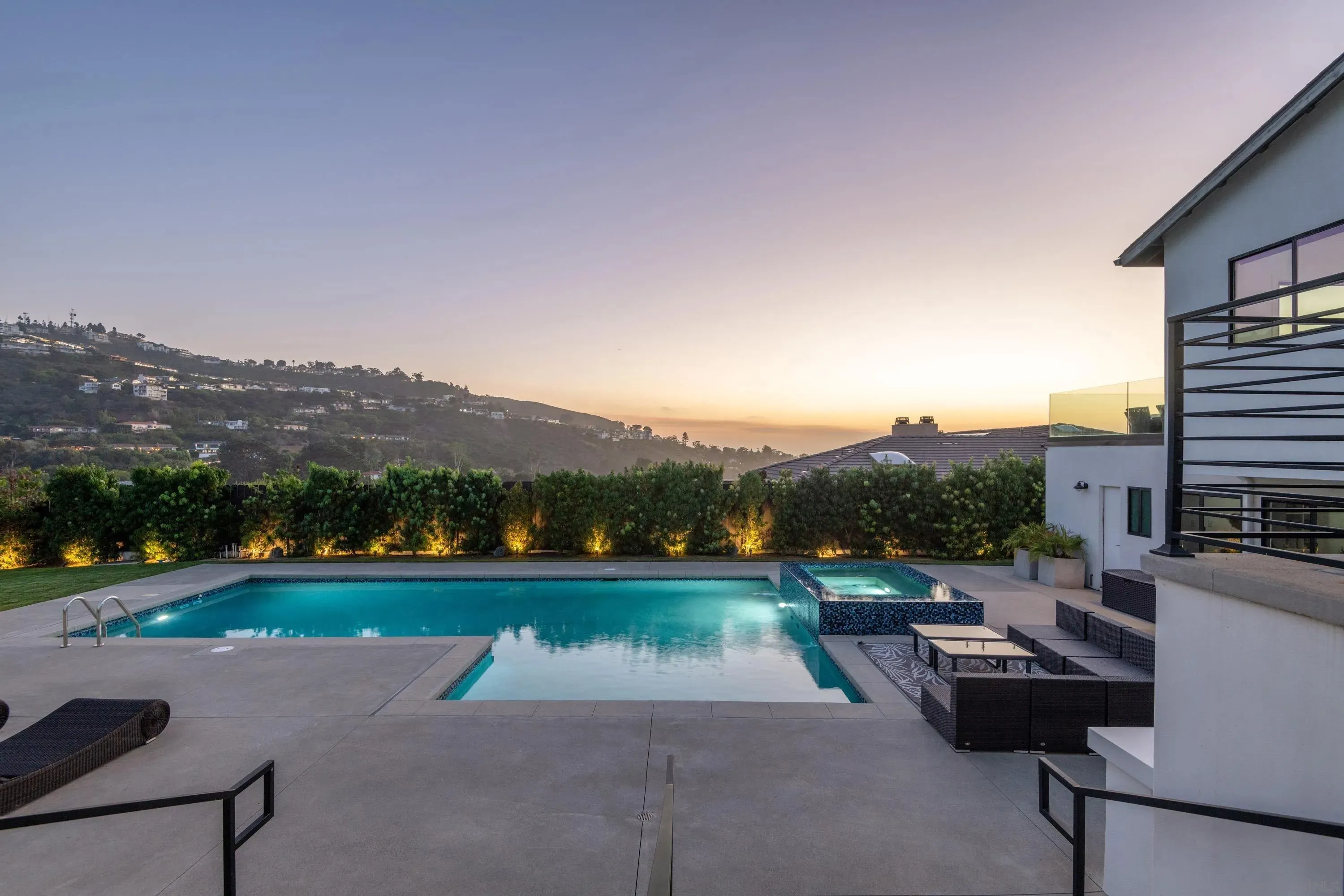 La Jolla, California 92037, United States, 5 Bedrooms Bedrooms, ,6 BathroomsBathrooms,Residential,Active,159638