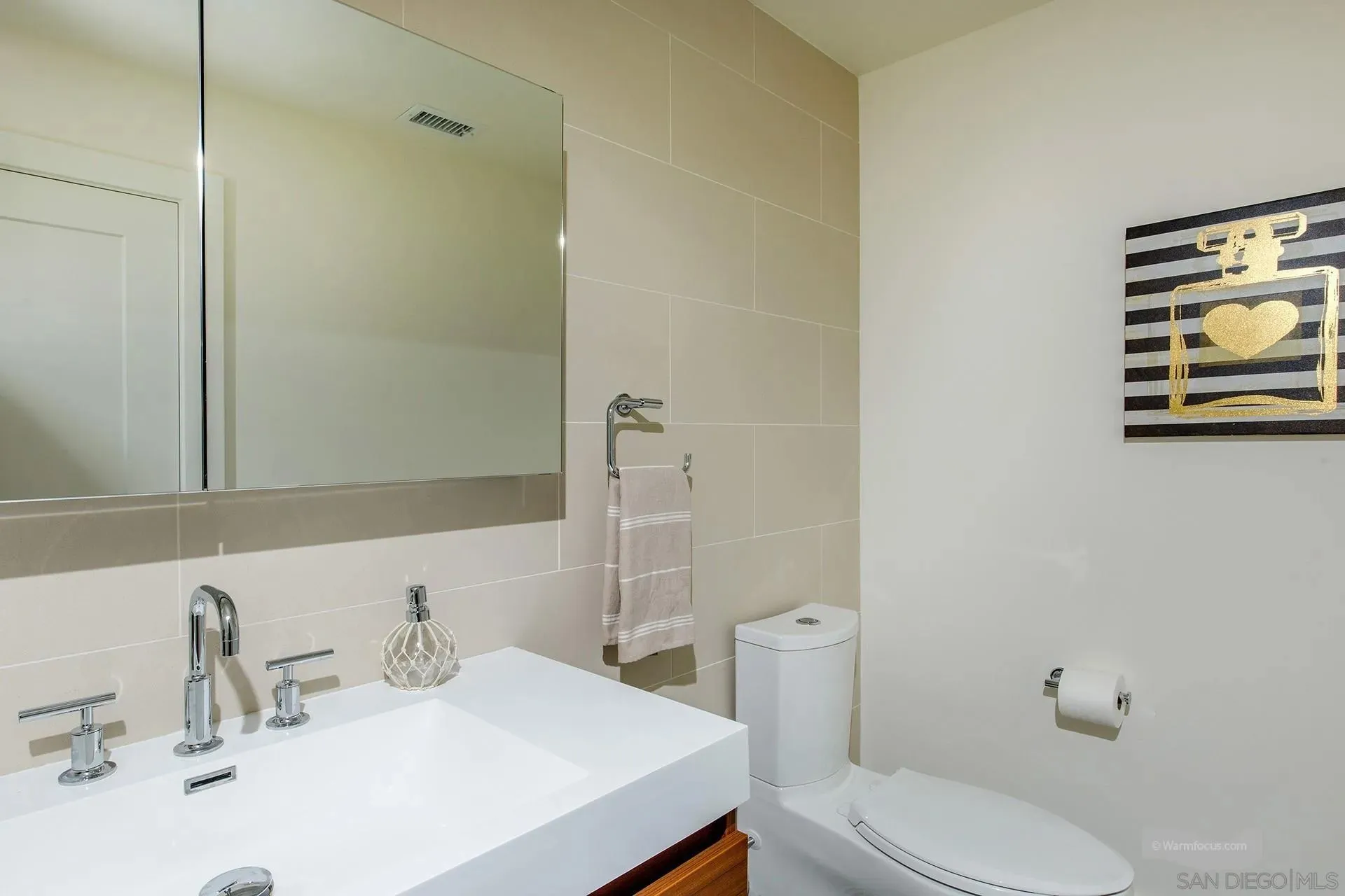 La Jolla, California 92037, United States, 5 Bedrooms Bedrooms, ,6 BathroomsBathrooms,Residential,Active,159638