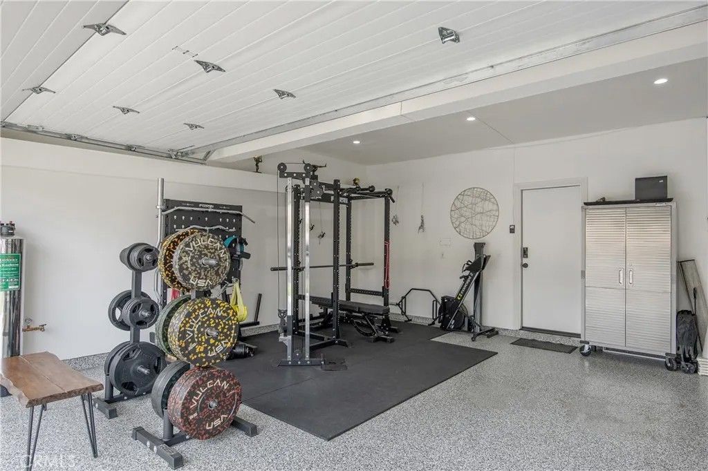 Photo of 133 Concerto Dr, Oak Park, CA 91377 (MLS # SR26022211)