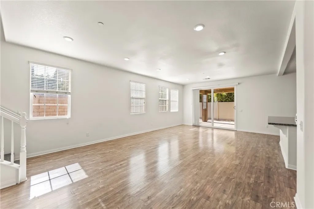 6111 Rosewood Way