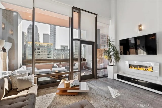 1100 Wilshire Boulevard 1707 #1707, Los Angeles