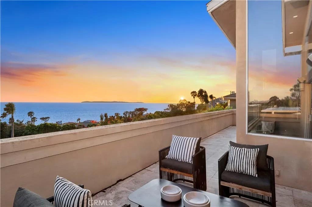 Photo of 10 N. Stonington Road, Laguna Beach, CA 92651 (MLS # NP26069055)