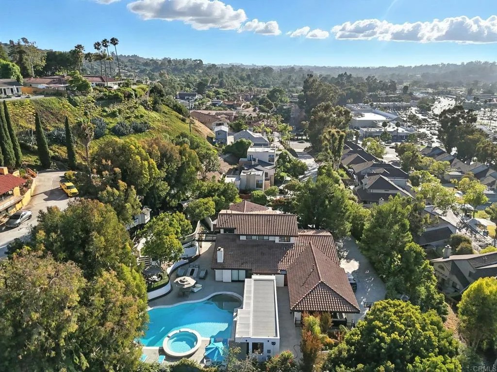4532 Villas Drive