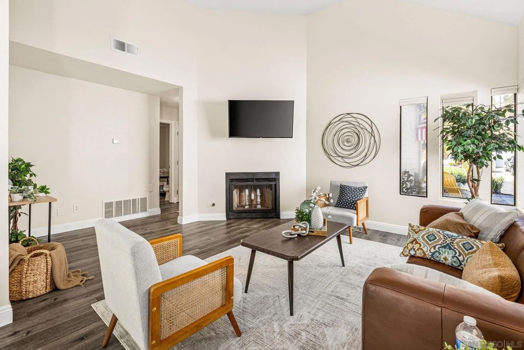 Photo of 2829 Forest View Way, Carlsbad, CA 92008 (MLS # 250038868)