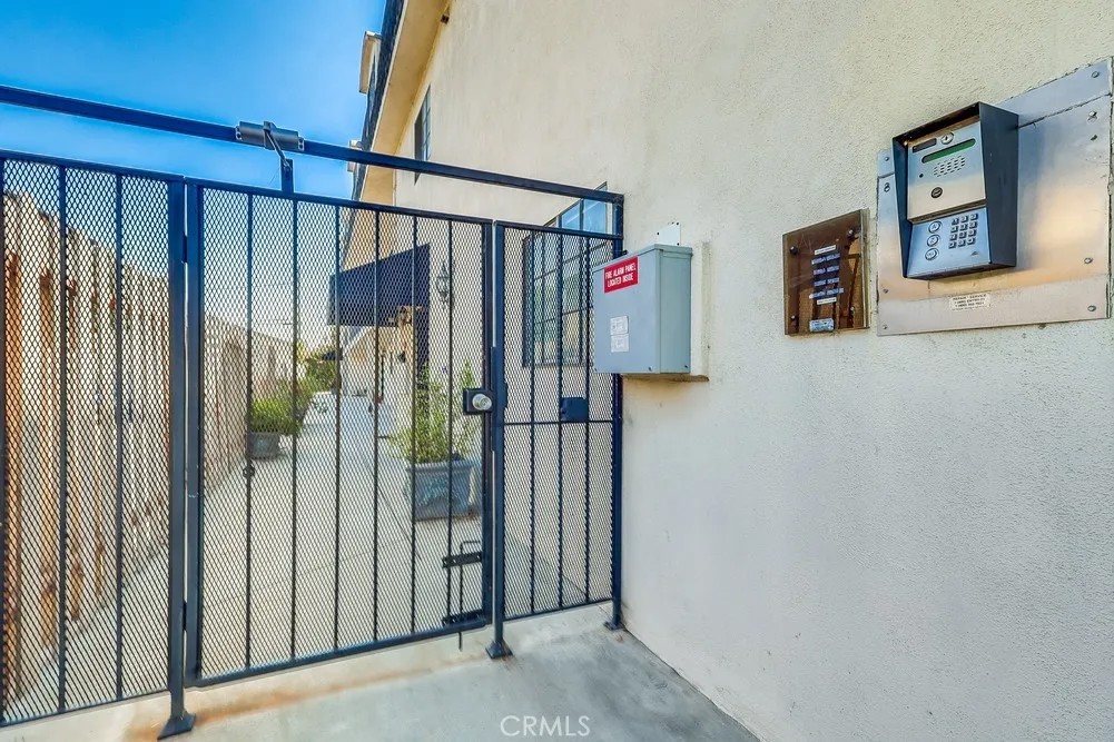 1020 Ocean Park 3