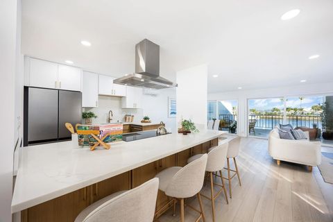 38 Antigua Ct Coronado CA 92118