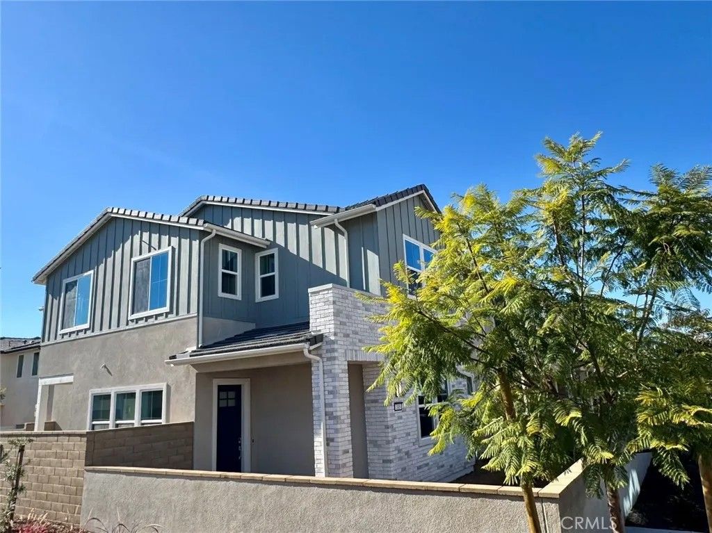 Photo of 245 Shoveler, Irvine, CA 92618 (MLS # OC25248097)