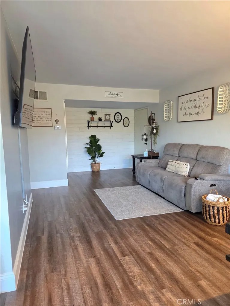 1200 W Lambert #32 Road