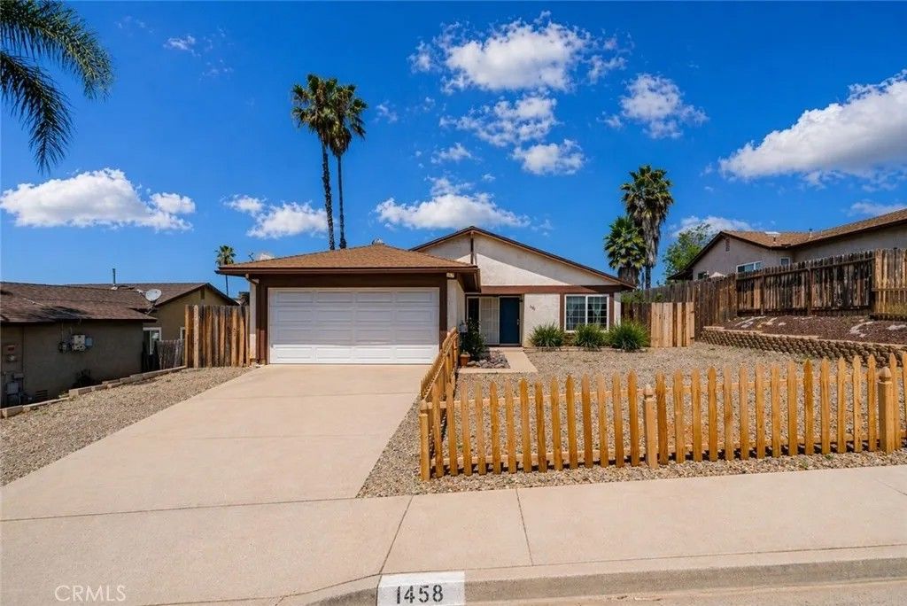 Photo of 1458 Kent Ave, Escondido, CA 92027 (MLS # PT26086087)