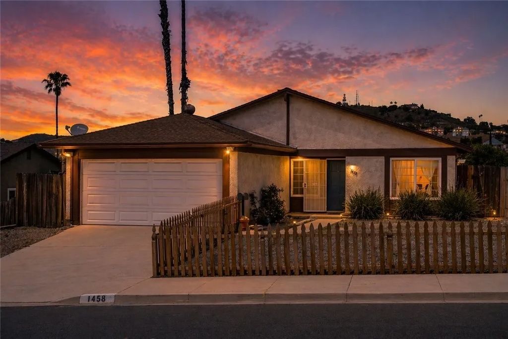 Photo of 1458 Kent Ave, Escondido, CA 92027 (MLS # PT26086087)