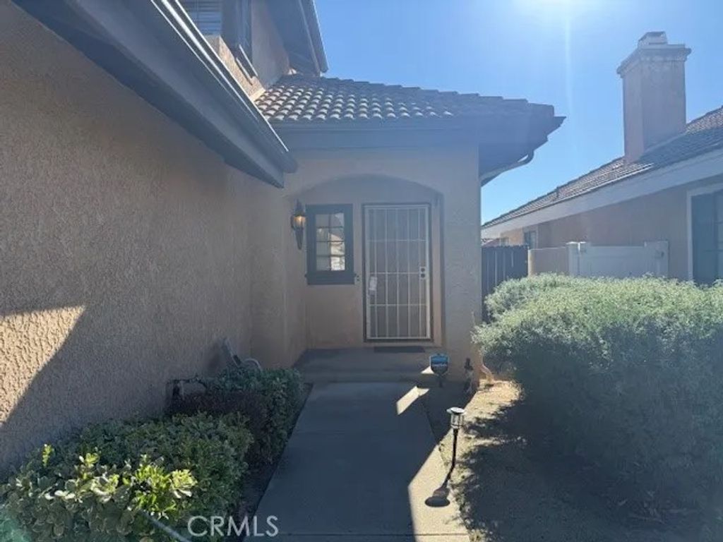 Photo of 10581 Sunburst Dr, Rancho Cucamonga, CA 91730 (MLS # TR25272054)