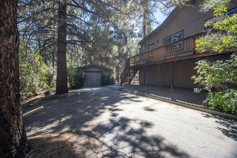 2220 Symonds