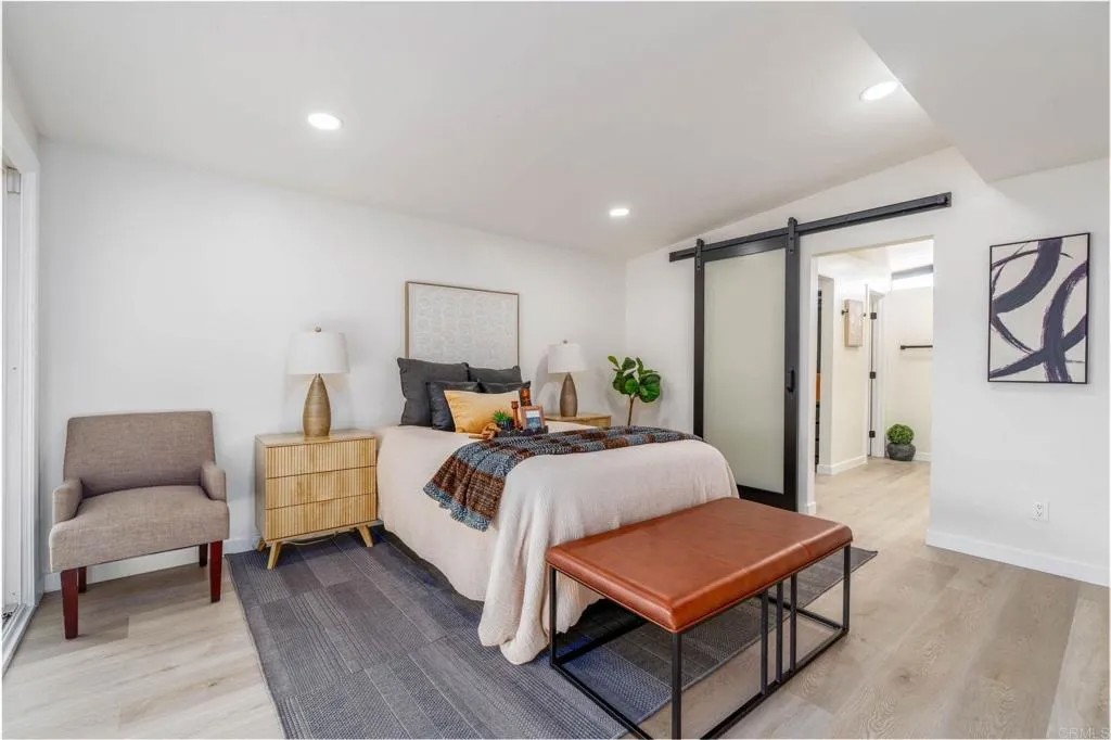 3567 Mount Everest Blvd