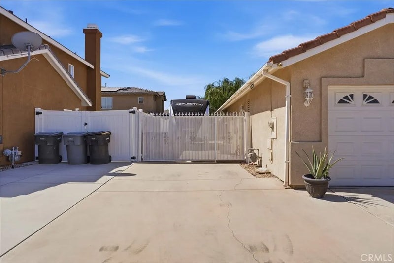 1022 Reinhart
